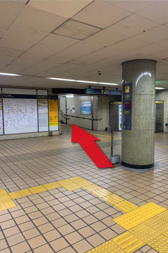 ①地下鉄鶴舞線いりなか駅２番出口から出ます。